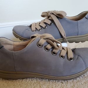 Hartjes Comfort One Blue Nubuck womens size 7.5